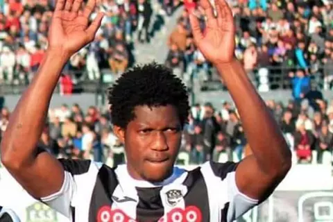 غزل المحلة ينعي وفاة ماليك توريه لاعبه السابق